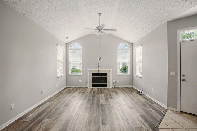 6214 Brickside Dr, Condo with 2 bedrooms, 2 bathrooms and null parking in New Albany OH | Image 4