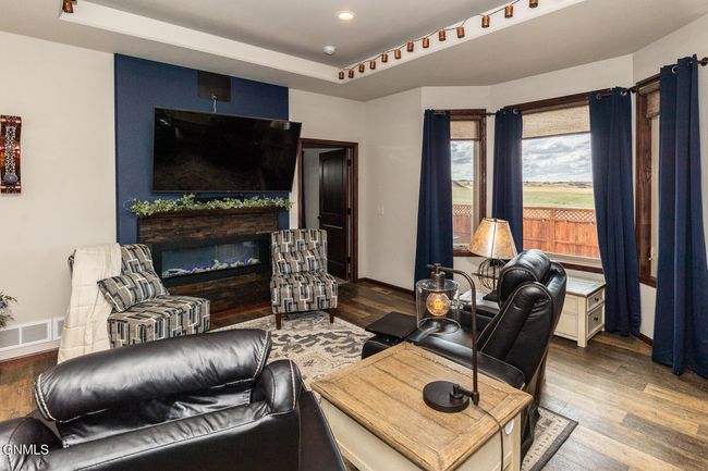 2467 Labrador Dr, House other with 4 bedrooms, 3 bathrooms and null parking in Mandan ND | Image 18