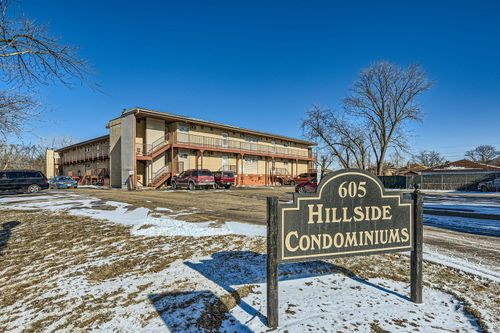 apt-a9-605 N Wolf Rd, Hillside, IL, 60162-1136 | Card Image