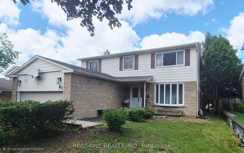 upper-81 Eastman Cres, Newmarket, ON, L3Y5S3 | Card Image