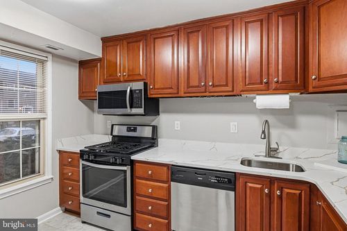 6028-6028 Westchester Park Dr, COLLEGE PARK, MD, 20740-2830 | Card Image