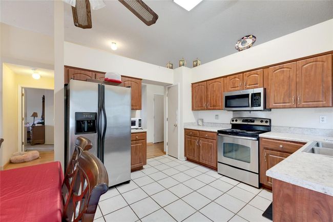 10906 Carnelian Dr, House other with 3 bedrooms, 2 bathrooms and null parking in RIVERVIEW FL | Image 13