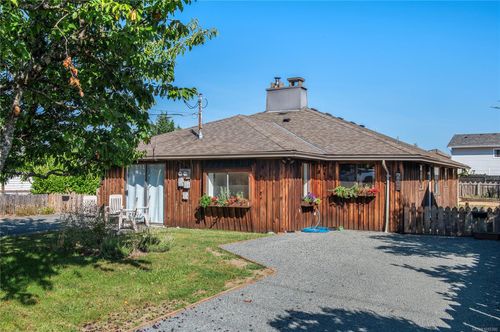 217 Larwood Rd, Campbell River, BC, V9W1S3 | Card Image