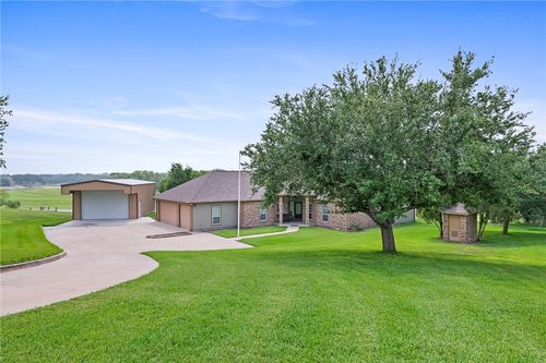 173 David Cir, Sandia, TX, 78383-5719 | Card Image