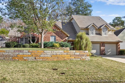 8751 S College Pl, Tulsa, OK, 74137-2515 | Card Image