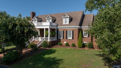 695 Hurricane Creek Road, Home with 4 bedrooms, 4 bathrooms and null parking in Gurley AL | Image 3