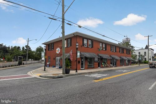 204 N Washington St, SNOW HILL, MD, 21863-1054 | Card Image