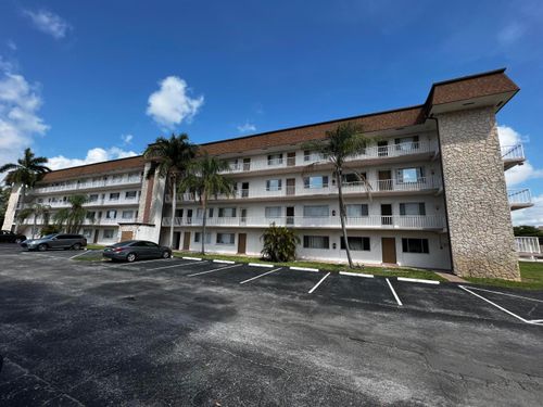203-6289 Lear Dr, Lake Worth, FL, 33462-6421 | Card Image