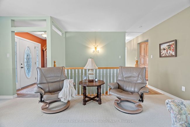 52 Napier St, House other with 3 bedrooms, 2 bathrooms and 2 parking in Goderich ON | Image 12