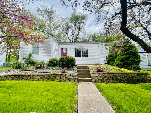 36936 N Helen Dr, Lake Villa, IL, 60046-9355 | Card Image