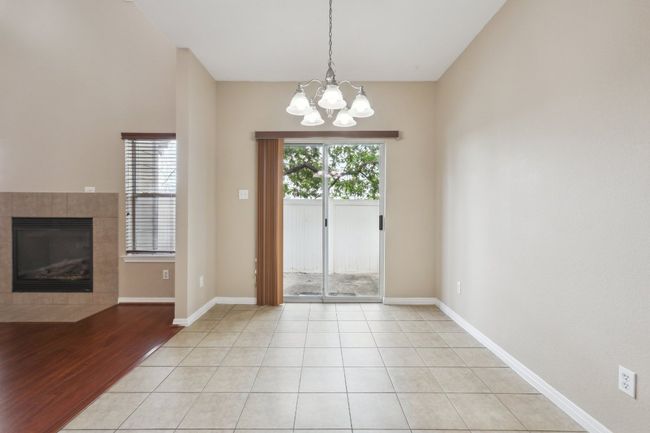APT-52 - 1900 Little Elm Trl, Townhouse with 3 bedrooms, 3 bathrooms and 2 parking in Cedar Park TX | Image 11