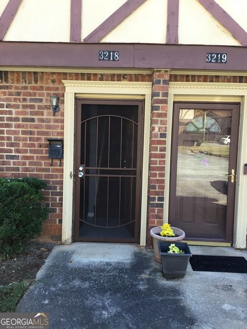 3218 Abbeywood Dr, Decatur, GA, 30034-1729 | Card Image