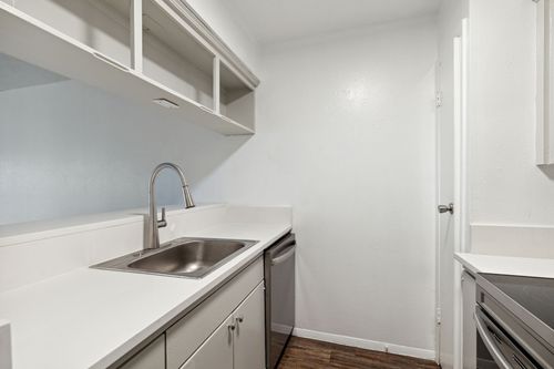 apt-308-4837 Cedar Springs Rd, Dallas, TX, 75219-1252 | Card Image