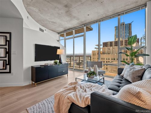 2203-891 14th St, Denver, CO, 80202-3256 | Card Image