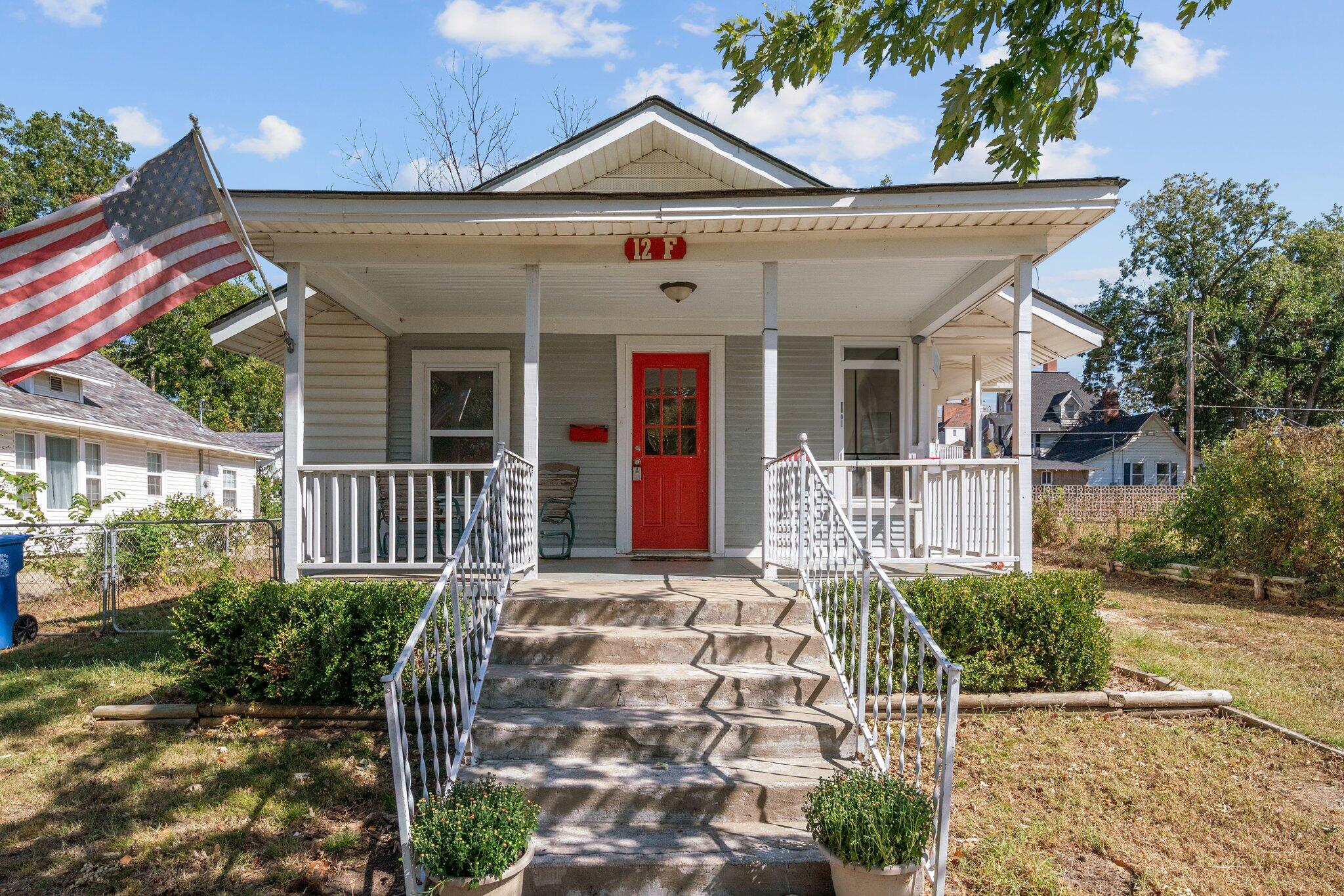 F St, Miami, OK 74354