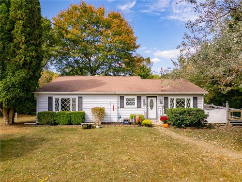 105 W Liberty Rd, Slippery Rock, PA, 16057-5305 | Card Image