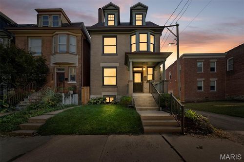 4252 Russell Blvd, Saint Louis, MO, 63110-3511 | Card Image