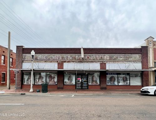 420 Howard Street, Greenwood, MS, 38930 | Card Image