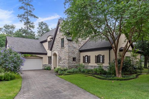 6 Hampton Place, The Woodlands, TX, 77381 | Card Image