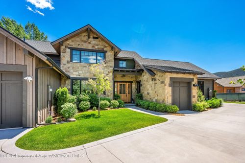 70 Elk Track Ln, Carbondale, CO, 81623-9111 | Card Image