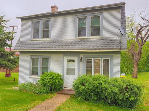 413 Central Ave, Sunburg, MN, 56289-5100 | Card Image