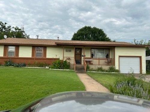 210 N Avenue T, Clifton, TX, 76634-1264 | Card Image