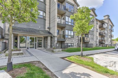 313 - 9 Jacksway Cres, Condo with 3 bedrooms, 2 bathrooms and null parking in London ON | Image 2