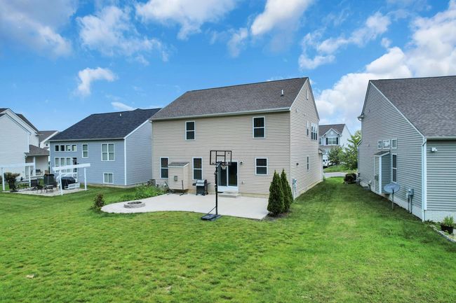 8601 Crooked Maple Dr, House other with 3 bedrooms, 3 bathrooms and null parking in Blacklick OH | Image 28