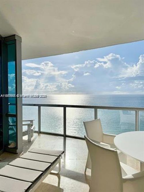 2505-17121 Collins Ave, Sunny Isles Beach, FL, 33160 | Card Image