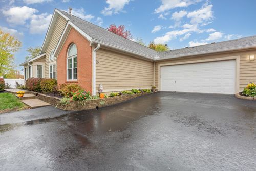 95 Green Ln, Pickerington, OH, 43147-9575 | Card Image