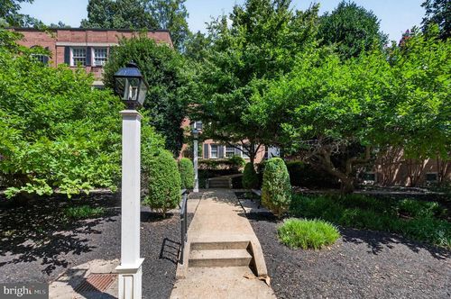 5-5001 10th St S, ARLINGTON, VA, 22204-3247 | Card Image