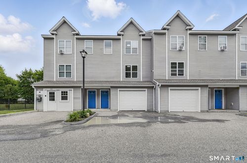 22-62 Chestnut Street Ext, Danbury, CT, 06810-6832 | Card Image