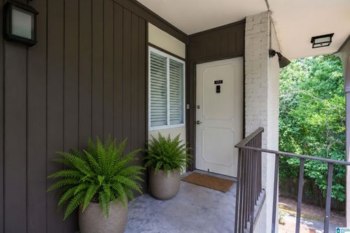 c-3027 Massey Rd, VESTAVIA HILLS, AL, 35216-3621 | Card Image
