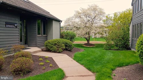 39-657 Exton Cmns, EXTON, PA, 19341-2446 | Card Image