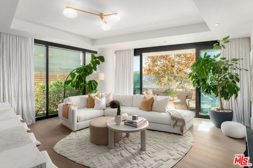 unit-107-8420 W Sunset Blvd, West Hollywood, CA, 90069-1166 | Card Image