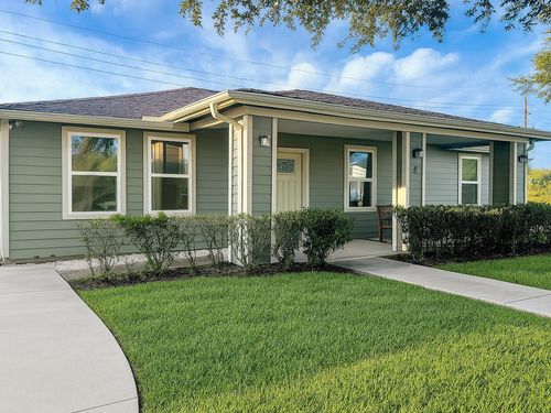 2 Becca Ct, Brookshire, TX, 77423-8701 | Card Image