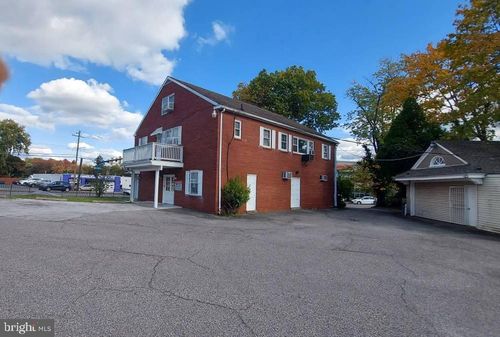 500 W Cheltenham Ave, Philadelphia, PA, 19126-3044 | Card Image