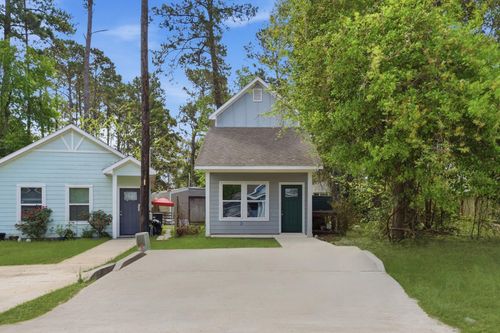16831 Balmoral, Montgomery, TX, 77316-2903 | Card Image