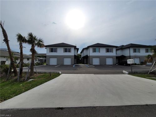 30-3519 Sw Santa Barbara Pl, Cape Coral, FL, 33914-3109 | Card Image