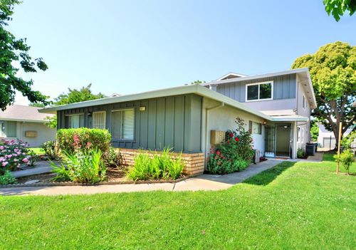 9017 Casals St, Sacramento, CA, 95826-3214 | Card Image