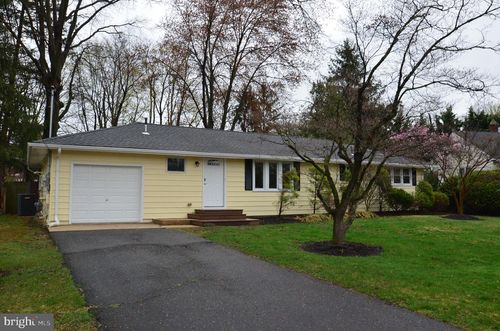49 Wallace Rd, PRINCETON JUNCTION, NJ, 08550-1007 | Card Image
