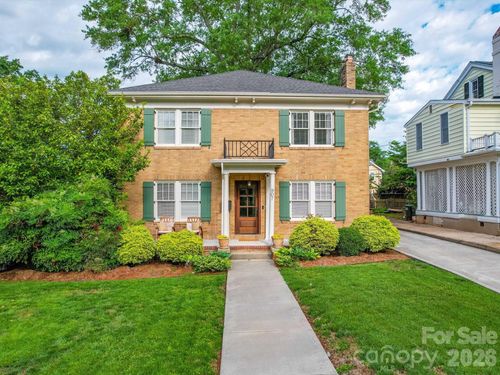 907 Edgewood Cir, Gastonia, NC, 28052-7576 | Card Image