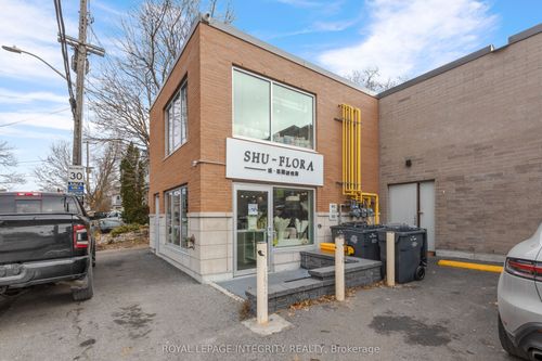 851 Bank Street, Glebe - Ottawa East and Area, ON, K1S5K4 | Card Image