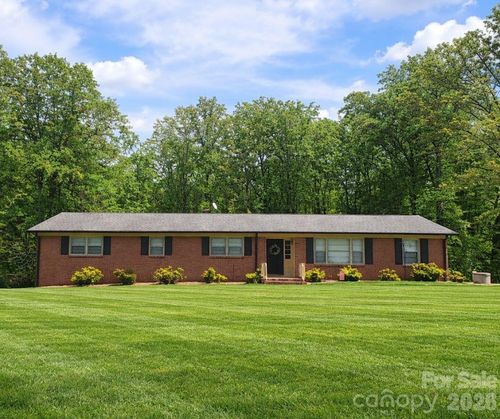 216 Delview Dr, Cherryville, NC, 28021-2227 | Card Image