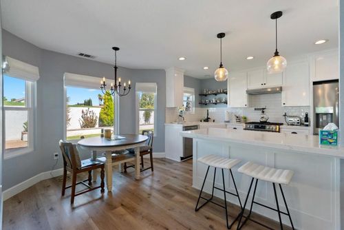 911 Saint Ann Dr, Paso Robles, CA, 93446-4632 | Card Image