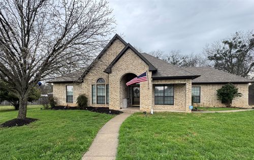 511 Emma St, Grandview, TX, 76050-4174 | Card Image