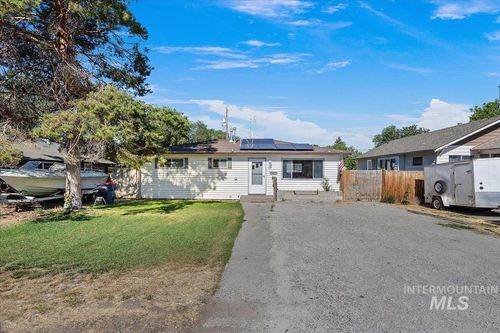 319 Tyler St, Twin Falls, ID, 83301-4760 | Card Image