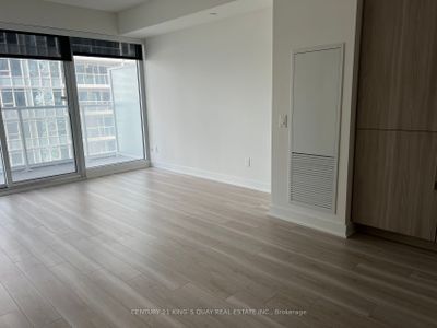 1803 - 17 Bathurst St, Condo with 1 bedrooms, 1 bathrooms and null parking in Toronto ON | Image 3