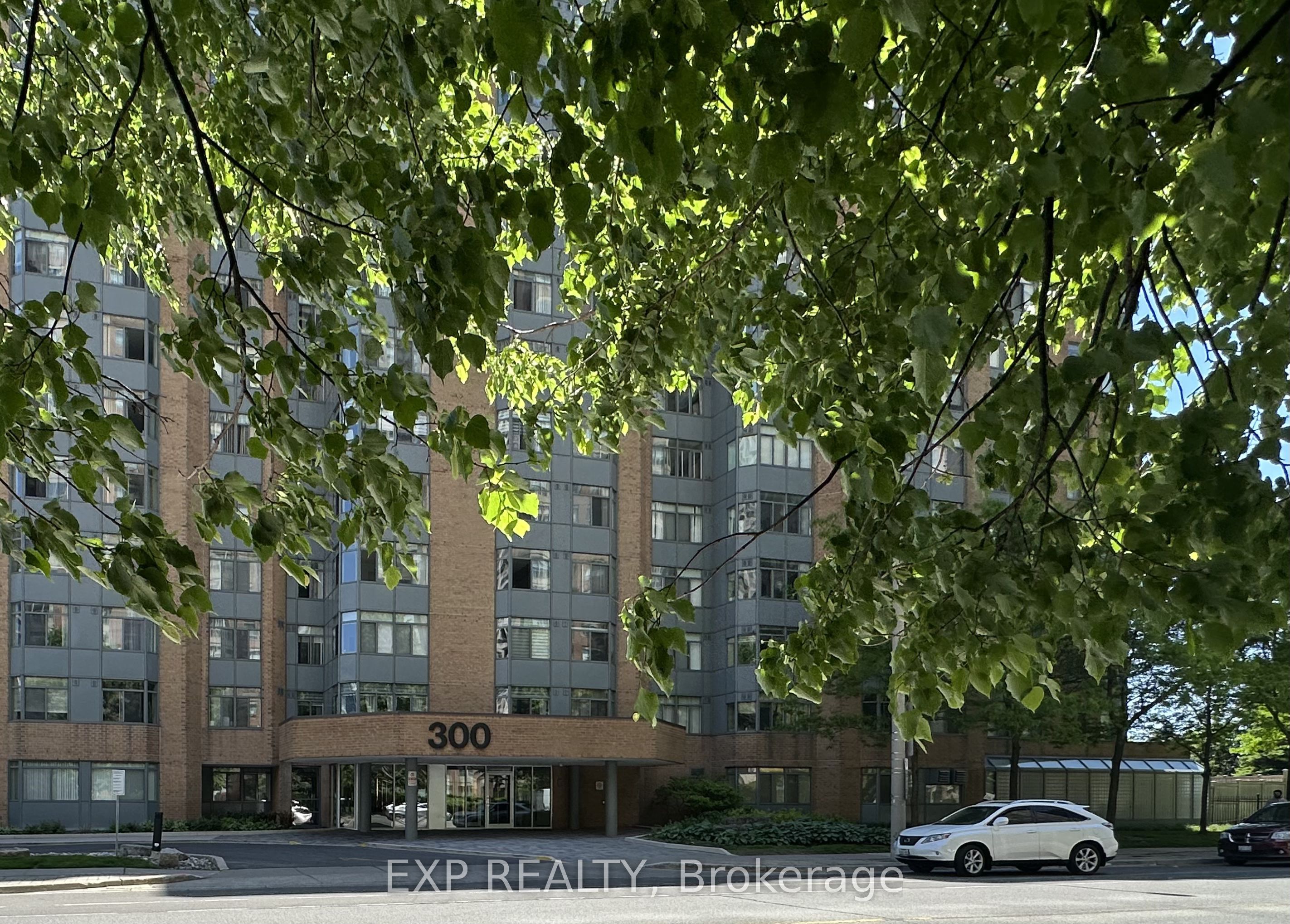 Residential in Mississauga 4