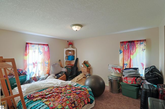 523 Orchard Ave, House other with 3 bedrooms, 2 bathrooms and null parking in Clare MI | Image 9